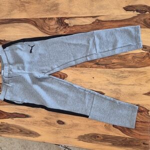 Puma Evostripe Slim Fit Performance Sweat pants Sz Medium